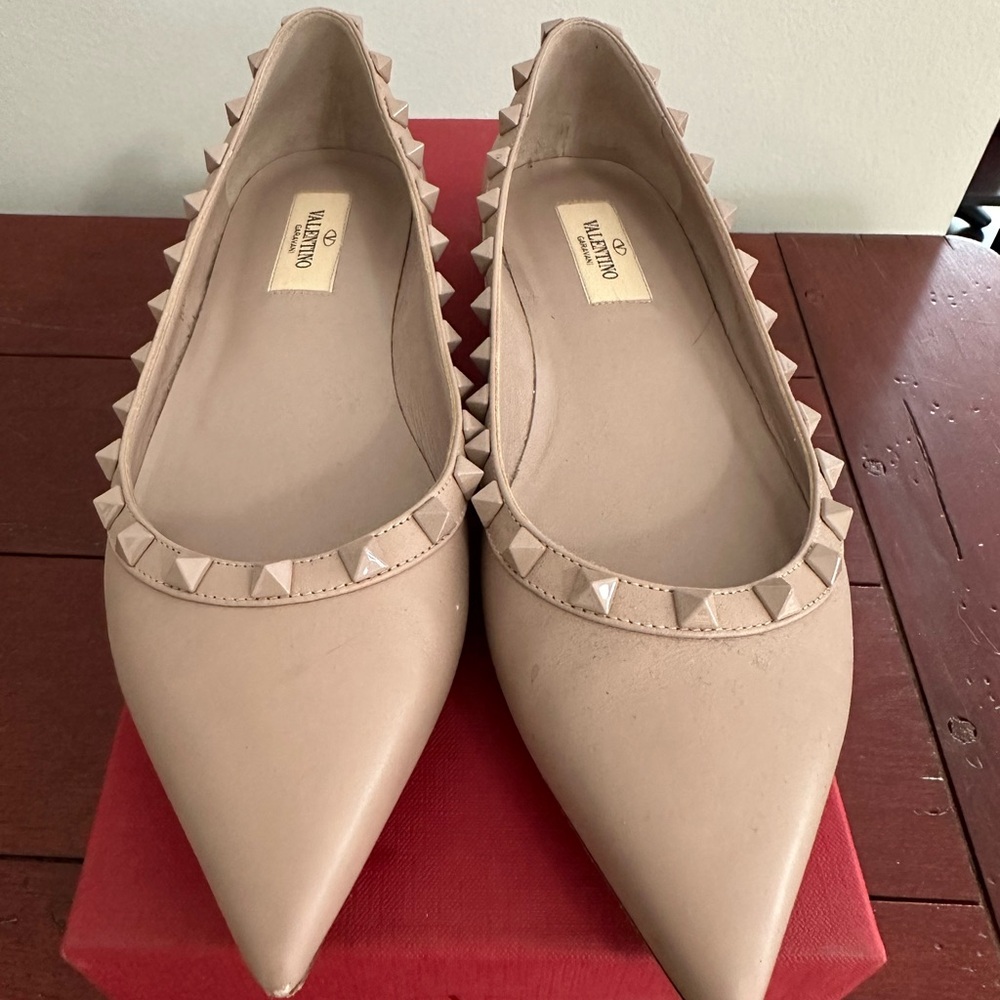 Valentino Women's Beige Studded Flats